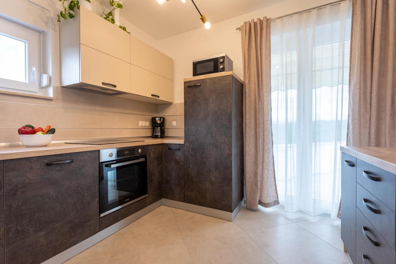 Apartment Ivan Sveti Ivan Dobrinjski Zewnętrze zdjęcie